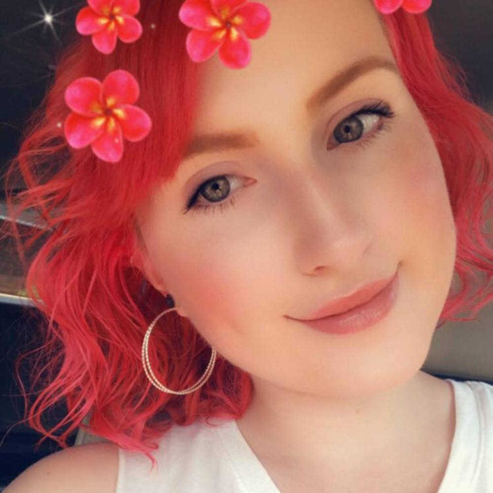 Meet your Posher, Carrie
